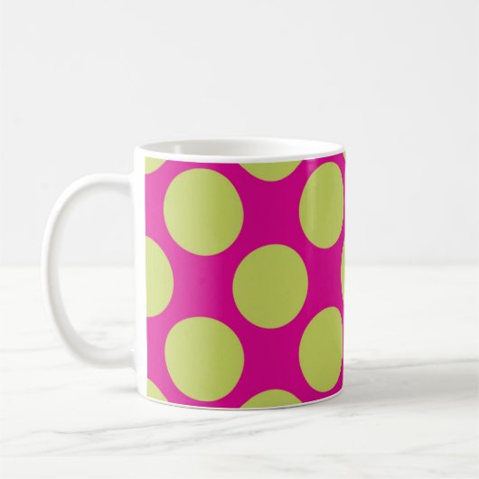 Goldpolka-Punkte auf rosa Kaffeetasse (Links)