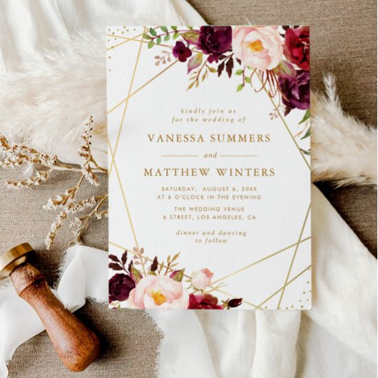 Goldrahmen-Bordeaux-Blütenhochzeit Einladung