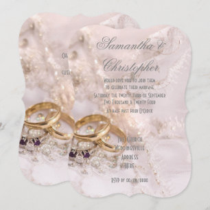 Goldringe auf dem Brautkleid Hochzeit Einladung