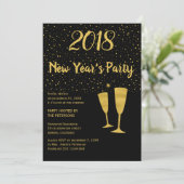 Goldschwarze Konfetti Neujahrsfeier einladen Einladung (Stehend Vorderseite)