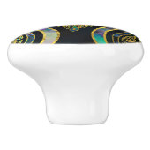 Goldstammes- Eule auf Boho Ohrschnecken-Muster Keramikknauf (Seitenansicht)