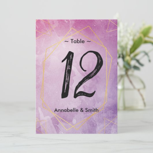 Goldtypografie, pinkfarbene Tischnummer (Stehend Vorderseite)