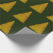 Goldweihnachtsbaum auf grünem Umschlagpapier Geschenkpapier (Ecke)
