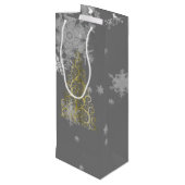 Goldweihnachtsbaum und Schneeflocken Weinbeutel Geschenktüte Für Weinflaschen (Rückseite Schrägansicht)