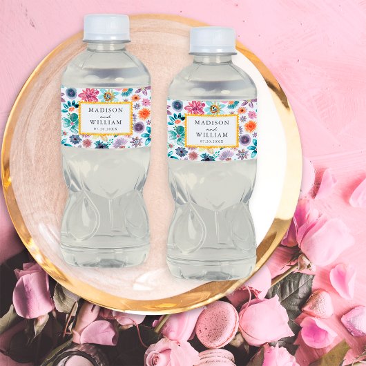 Goldweiße Wildblume Wasserfarbener Frühling Botani Wasserflaschenetikett