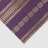 Goldwiederholte Muster auf Lila Decoupage Seidenpapier (Detail)