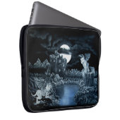 Golem vs Dolem District Fight Laptopschutzhülle (Vorne Rechts)