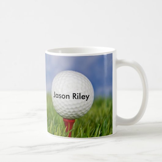 Golf Ball auf rotem Tee Kaffeetasse (Rechts)