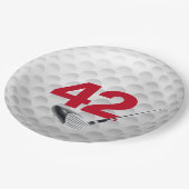 Golf Ball Design 42. Geburtstag Pappteller (Schrägansicht)