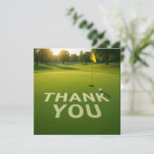 Golf Ball mit Wort danke, dass er grün Dankeskarte (Stehend Vorderseite)