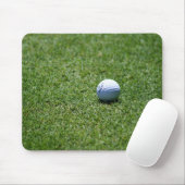 Golf Ball on Green Mousepad (Mit Mouse)