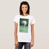 Golf Ball on T-Shirt (Vorne ganz)