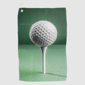 Golf Ball on T-Shirt Golf Handtuch (Vorderseite)
