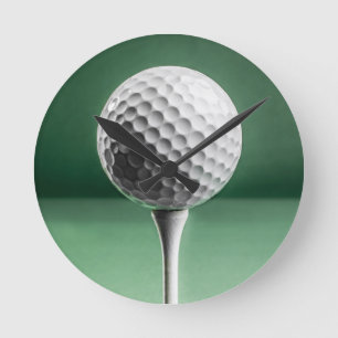 Golf Ball on Tee Runde Wanduhr