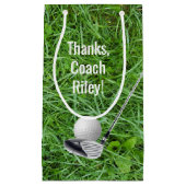 Golf Ball und Club auf Gras dank Trainer Kleine Geschenktüte (Vorderseite)