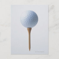 Golf Ball und T-Shirt