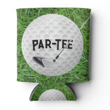 Golf Club mit Ball auf grünem Gras