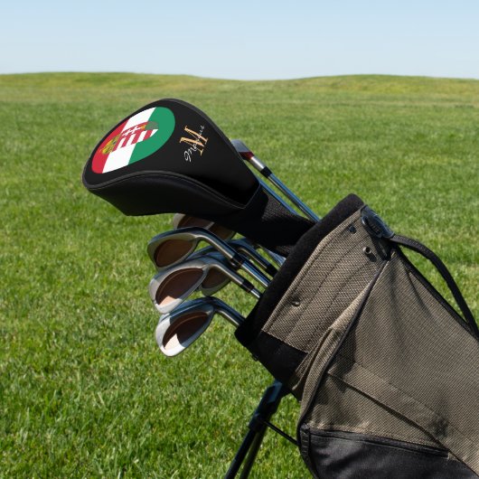 Golf Clubs mit mit Monogramm und ungarischer Flagg Golf Headcover (In SItu)