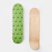 Golf Course Hole mit Flaggenmuster Skateboard (Vorderseite)