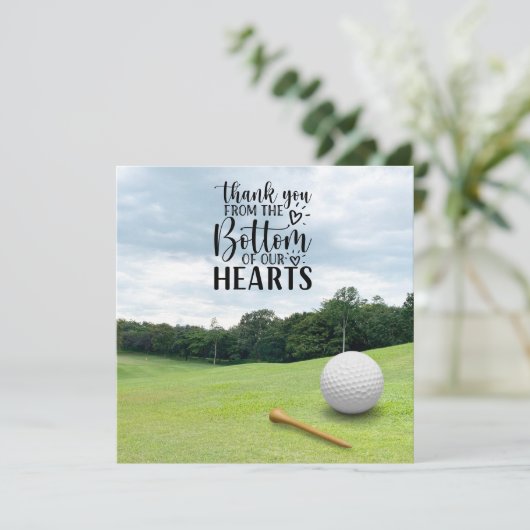 Golf danke Ihnen so viel für den Golfball auf Grün (Stehend Vorderseite)