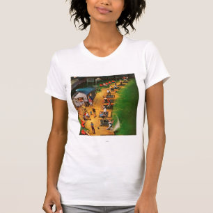 Golf-Driving-Range durch John schwanken T-Shirt