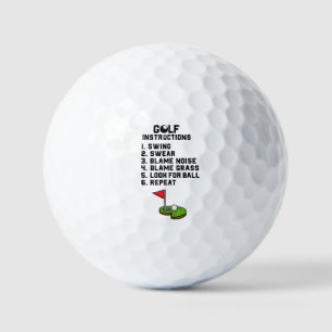Golf Instruction Swing Sweet am Flag Loch auf grün Golfball