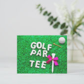 Golf Party Par T-Shirt Einladung grünes Gras Postkarte (Stehend Vorderseite)