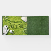 Golf-Ruhestand mit Golfball auf Grün 