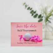 Golf Save the Date Golf Turnier auf rosa Ankündigungspostkarte (Stehend Vorderseite)