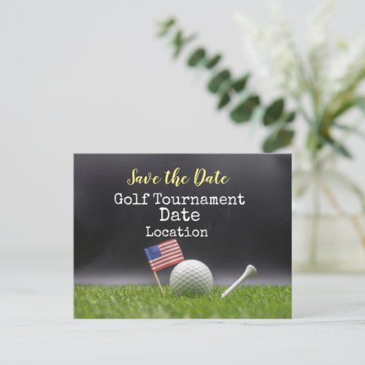Golf Save the Date mit Golfball und amerikanischer Postkarte (Stehend Vorderseite)