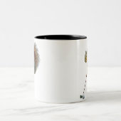 Golf spielende Eichhörnchen-Tasse Zweifarbige Tasse (Mittel)