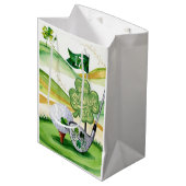 Golf St. Patrick's Day for Golf themed for Golfer Mittlere Geschenktüte (Vorderseite Schrägansicht)