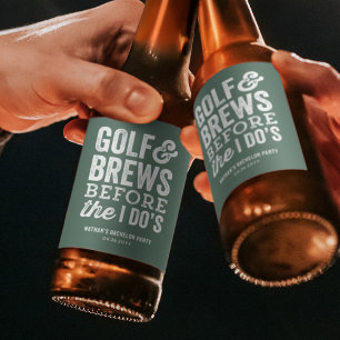 Golf und Bierbrauen vor der grünen Bachelor Party Bierflaschenetikett