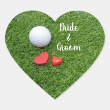 Golf Wedding mit Golfball und Liebe auf Grün