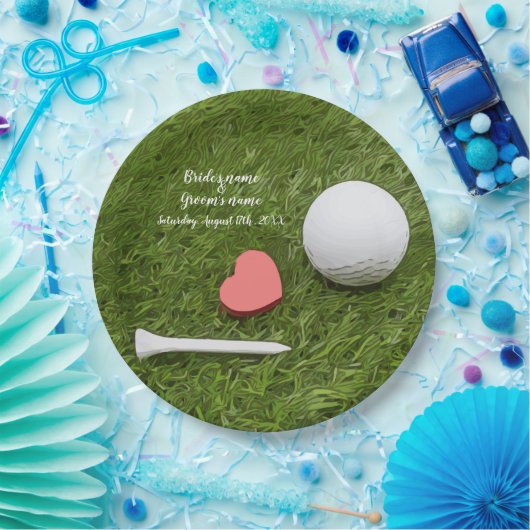 Golf Wedelgolfball und Tee mit Liebe auf Grün Pappteller (Party)