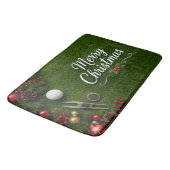 Golf-Weihnachten auf grünem Gras Badematte (Schrägansicht)