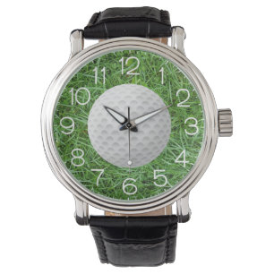 Golfball auf grünem Gras Armbanduhr