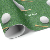Golfball auf grünem Gras für Golfer Geschenkpapier (Rolleneckpunkt)