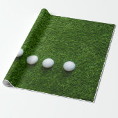 Golfball auf grünem Gras Geschenkpapier (Ungerollt)