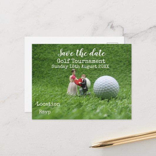 Golfball auf grüner Save the Date golfer Hochzeit Ankündigungspostkarte (Vorderseite/Rückseite Beispiel)