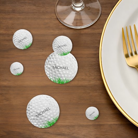 Golfball im Gras Konfetti