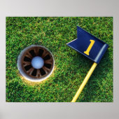 Golfball im Loch Poster (Vorne)