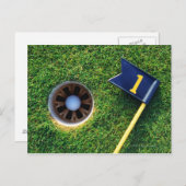 Golfball im Loch Postkarte (Vorne/Hinten)