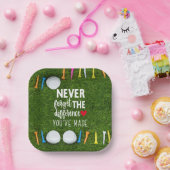 Golfball mit Abschlag auf grünes Happy Retirement Pappteller (Party)