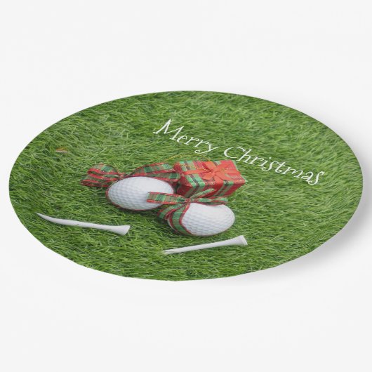 Golfball mit Abschlag und Geschenk für Golfer Weih Pappteller (Schrägansicht)