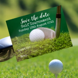 Golfball mit Golfclub Save the Date auf Grün Ankündigungspostkarte