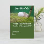 Golfball mit Golfclub Save the Date auf Grün Einladung (Stehend Vorderseite)