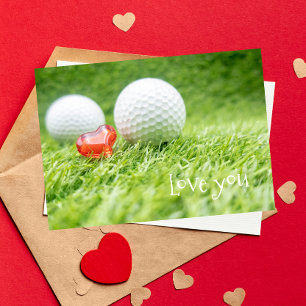 Golfball mit rotem Herz auf grünem  Valentinstag Karte
