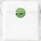 Golfball und Loch Runder Aufkleber (Tasche)