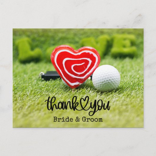 Golfball und Rotes Herz mit Liebe auf Hochzeit Postkarte (Vorderseite)